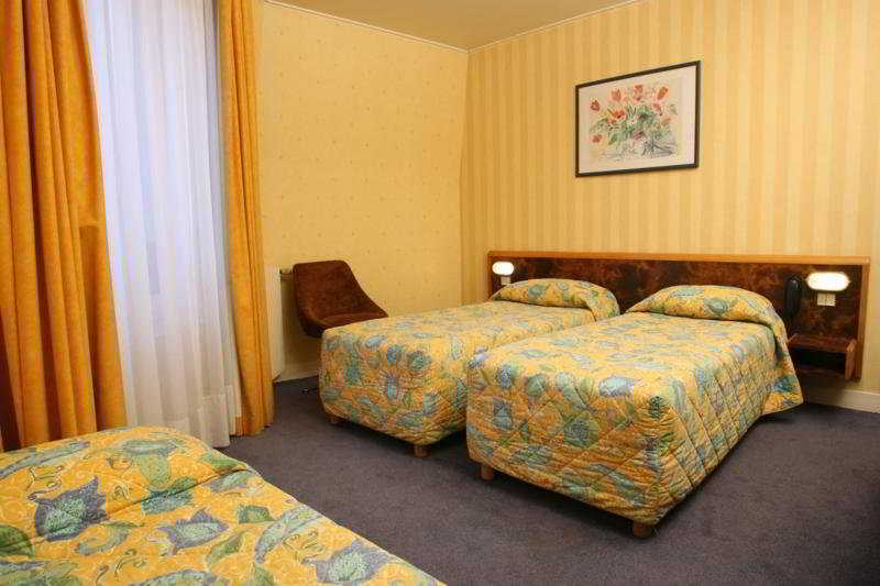 Hotel Moulin Paris